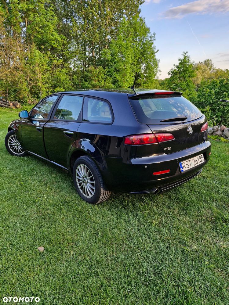Alfa Romeo 159 1.9 JTDM 16V DPF Automatik Distinctive - 2