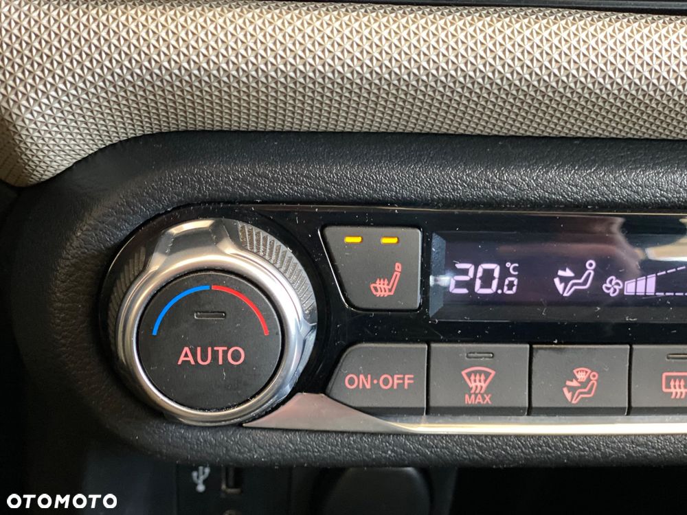 Nissan Micra 1.0 Acenta - 27