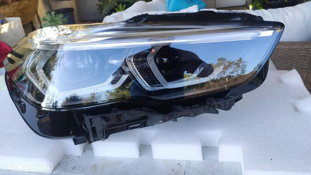 farol direito full Led BMW X1 F48 facelift lci - 2