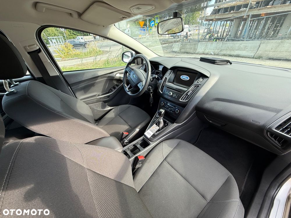 Ford Focus 2.0 EcoBlue Titanium Business - 22