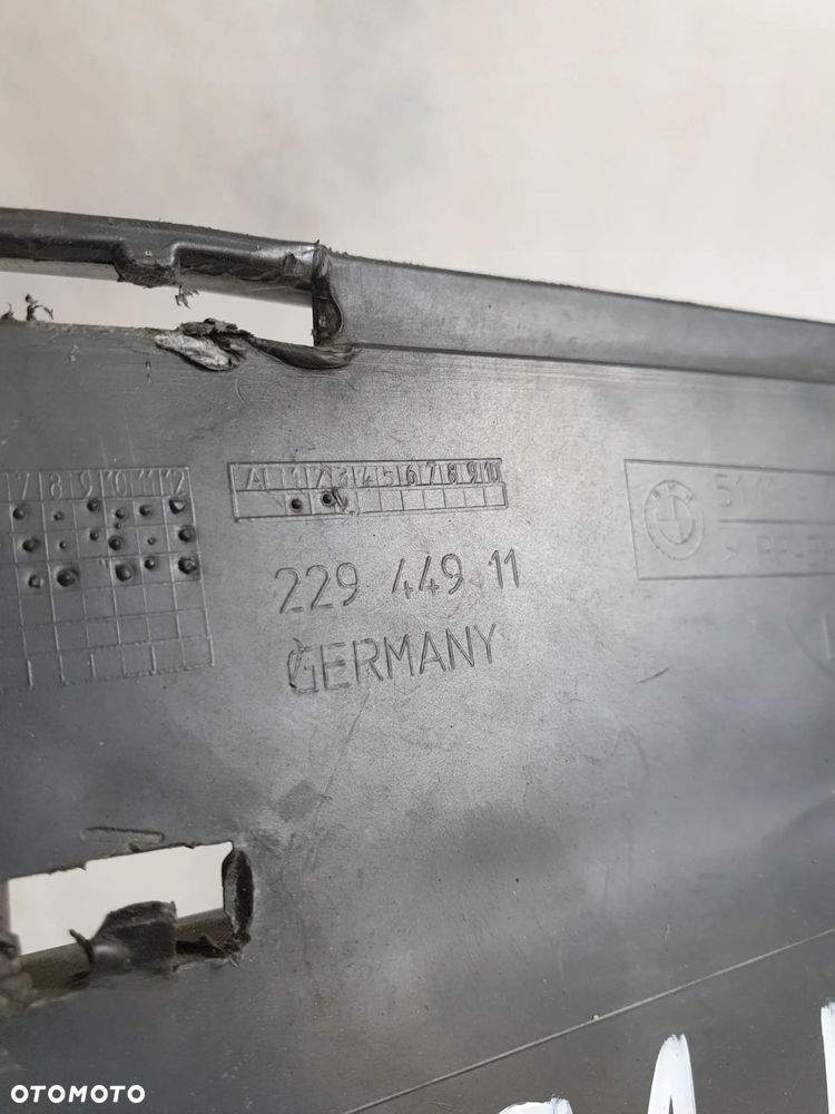 ZAŚLEPKA KRATKA ZDERZAKA LEWA BMW 3 E91 E90 - 4