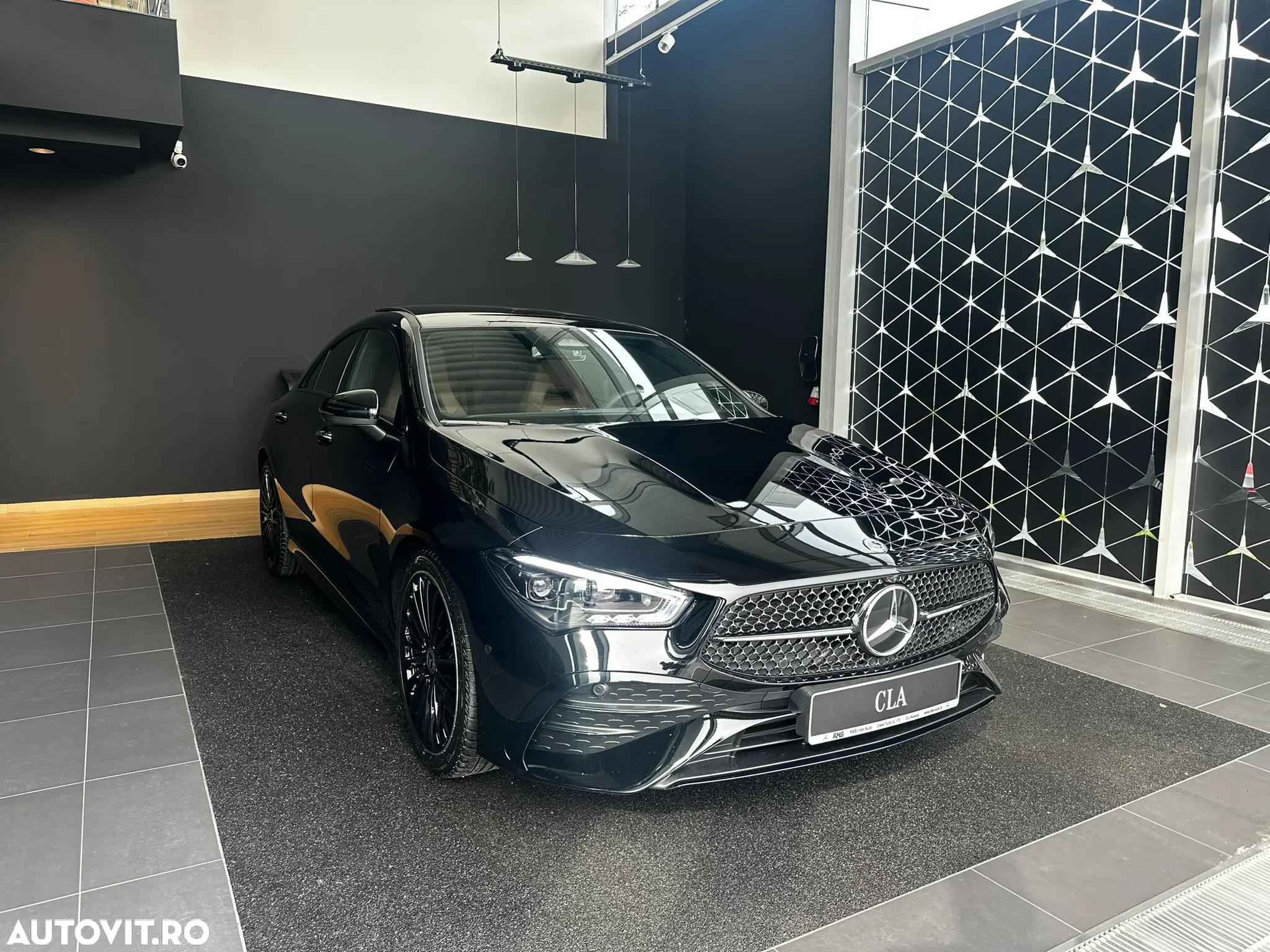 Mercedes-Benz CLA 220 MHEV 4MATIC Coupe - 2