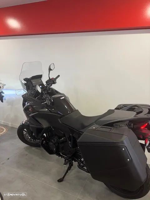 Honda NT DCT - suspenção automatica - 5