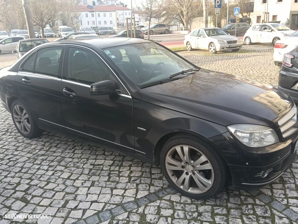 Mercedes-Benz C 220 CDI Avantgarde BlueEfficiency Aut. - 12