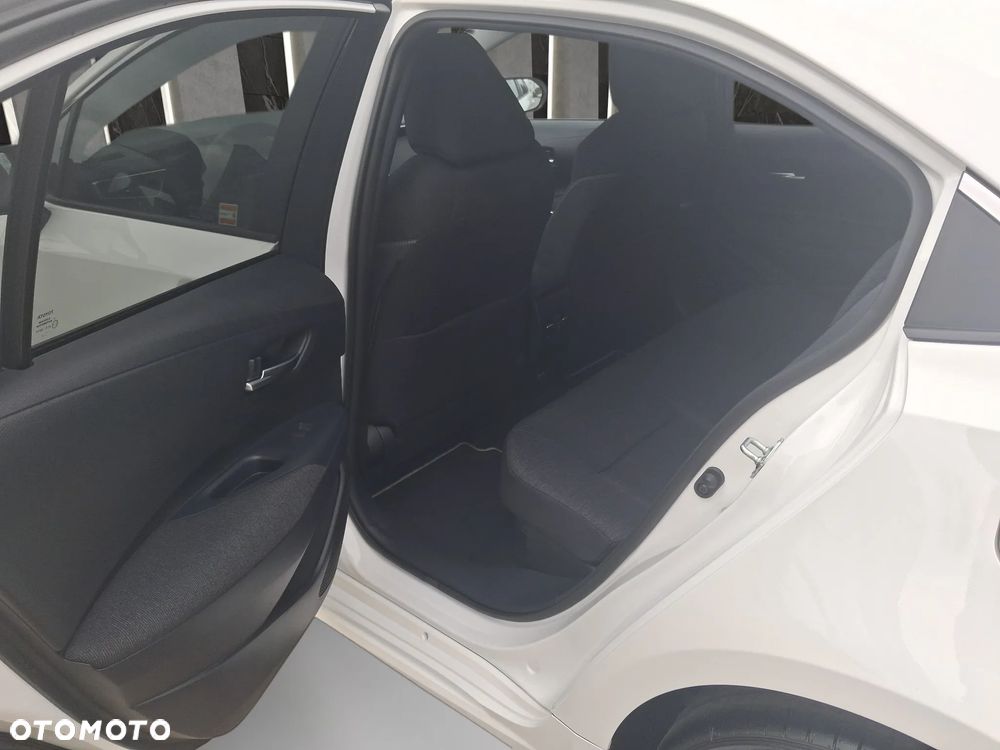 Toyota Corolla 1.8 Hybrid Style - 14