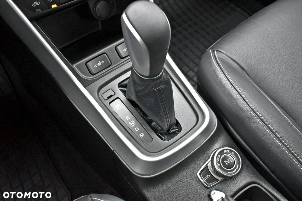 Suzuki SX4 S-Cross 1.4 T Premium 4WD - 24