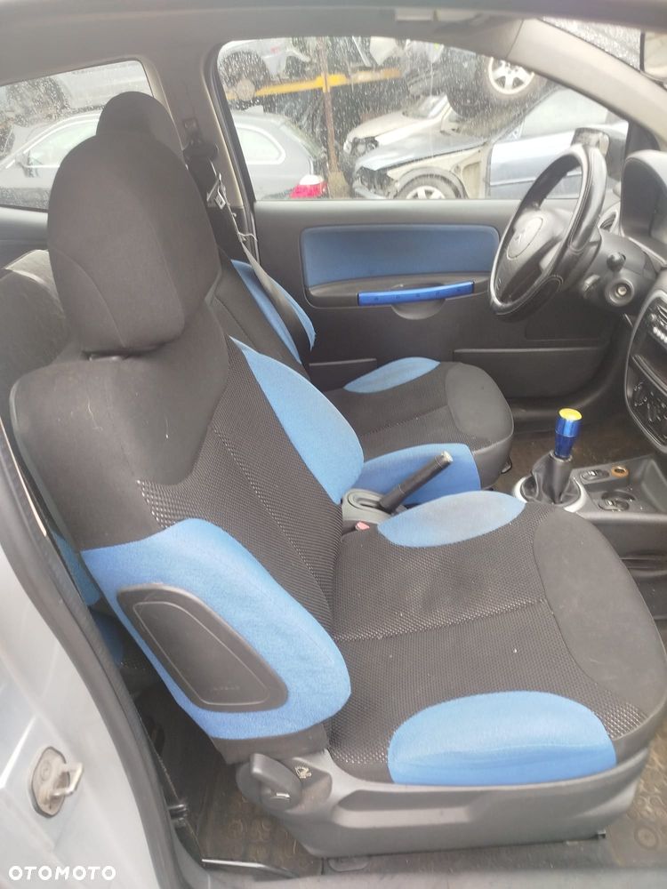 Citroen  C2  na części. - 5