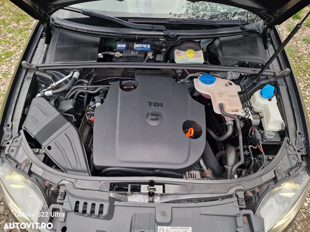 Seat Exeo 2.0 TDI CR Ecomotive Reference - 17