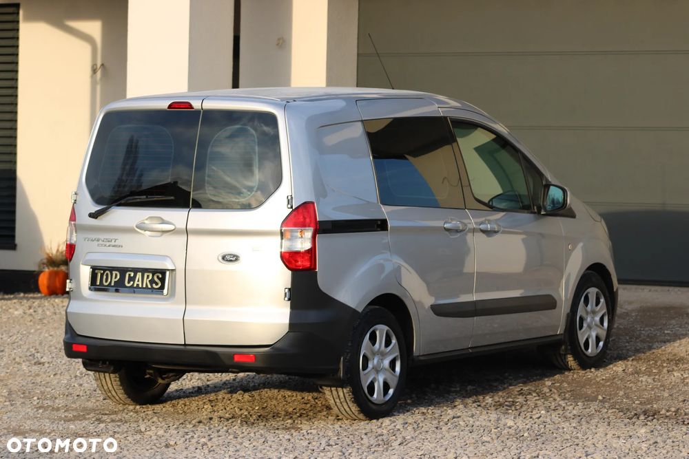 Ford transit courier - 13