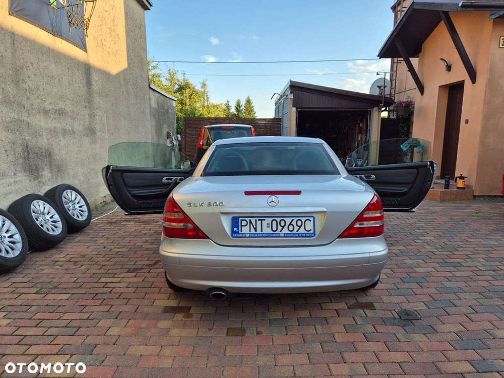 Mercedes-Benz SLK - 18