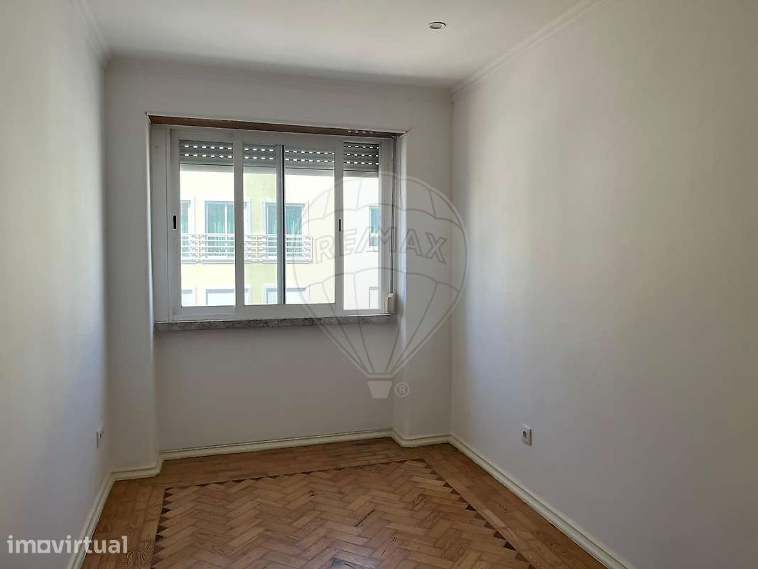 Apartamento T2 para arrendamento - Grande imagem: 2/7