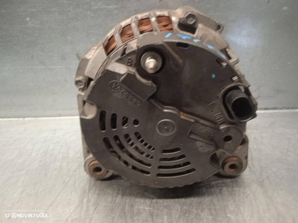 ALTERNADOR VOLKSWAGEN PASSAT 1998 -028903031A - 3