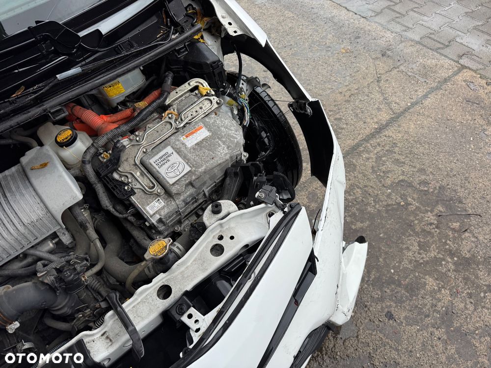 Toyota Yaris Hybrid 100 Premium - 35