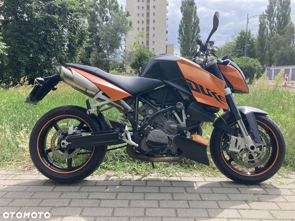 KTM Super Duke - 1