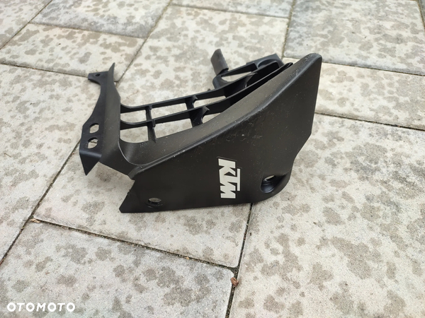 Osłona chłodnicy lewa KTM Duke 125