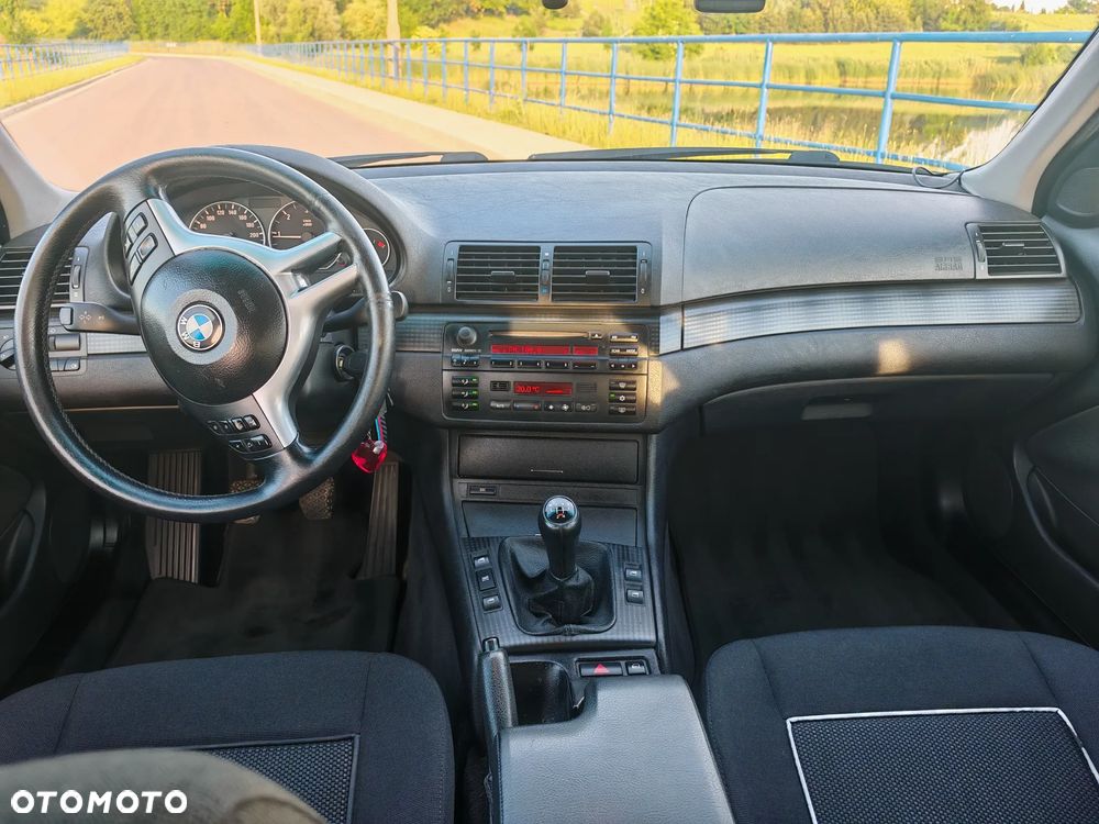 BMW Seria 3 320d - 15