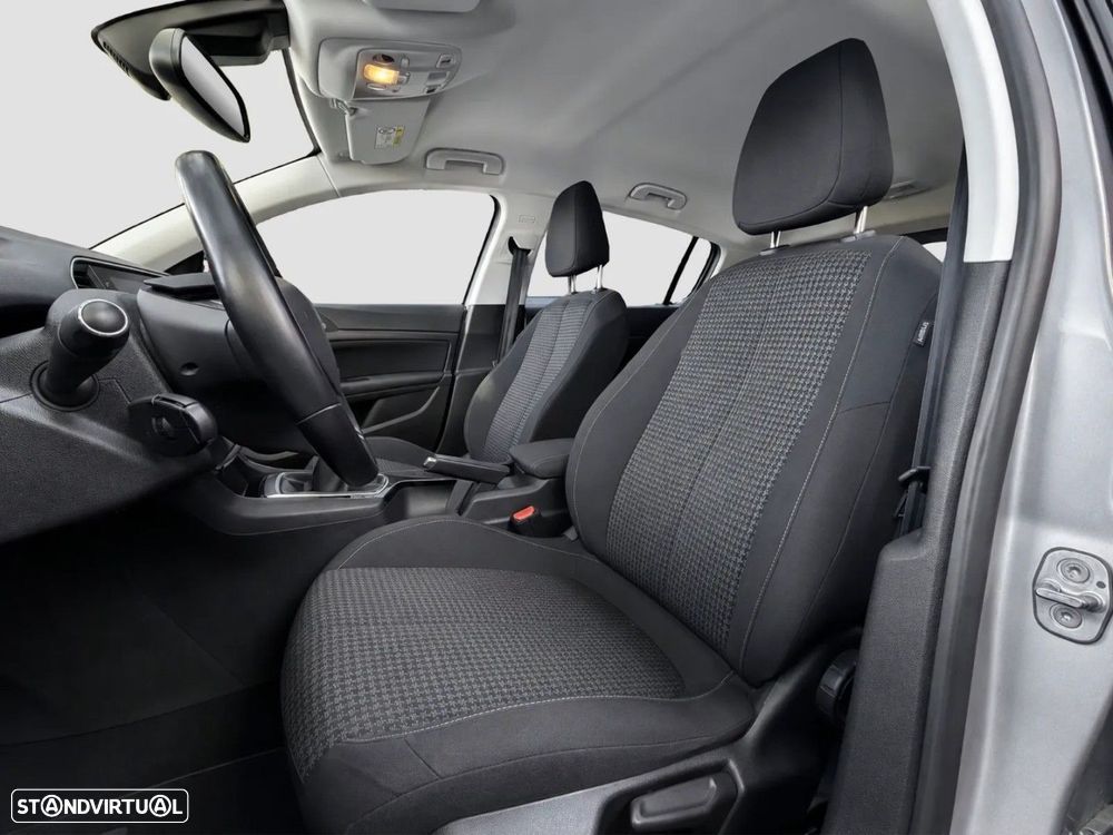 Peugeot 308 1.2 PureTech Allure - 8