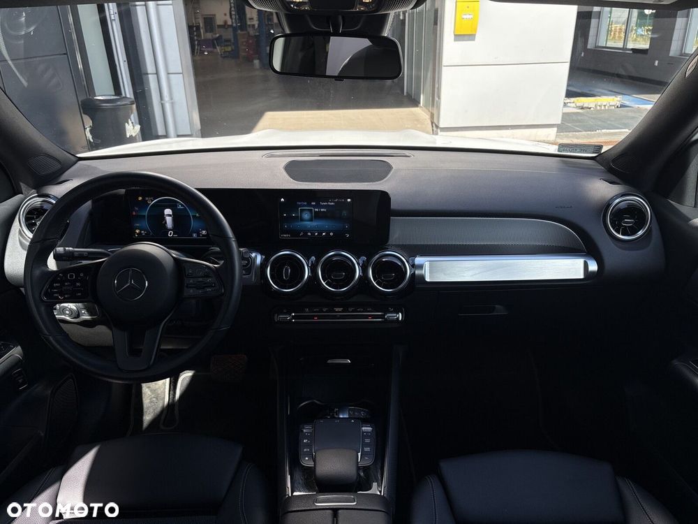 Mercedes-Benz GLB 200 7G-DCT - 19