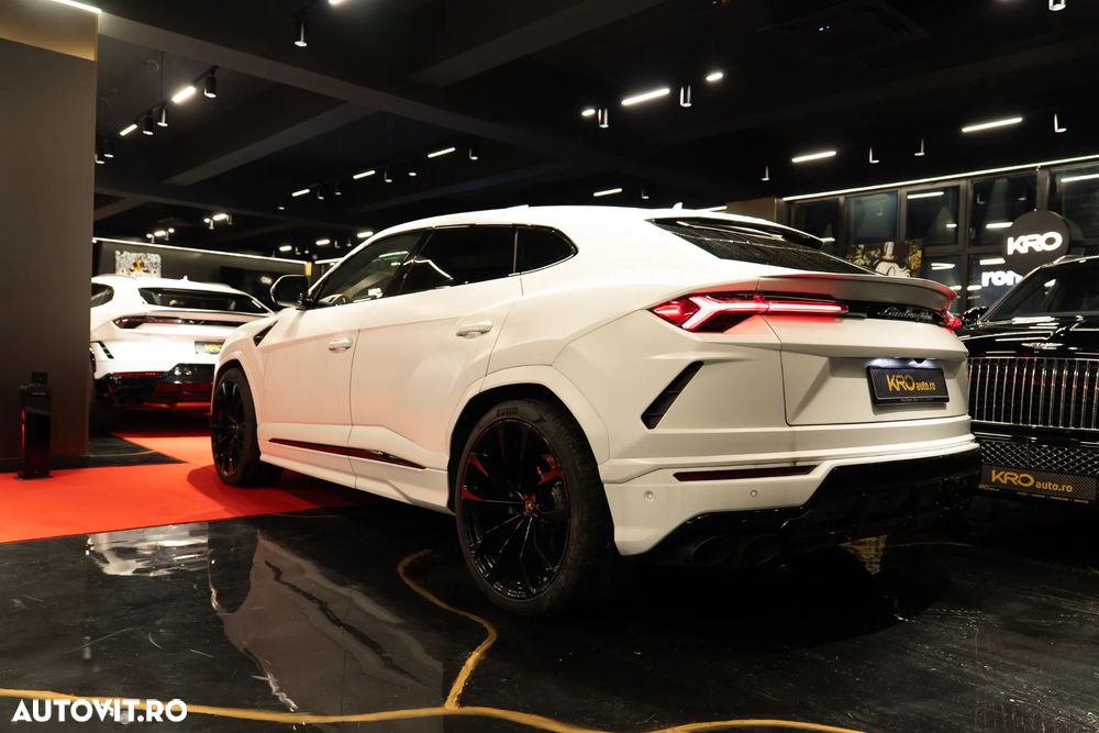 Lamborghini URUS - 21