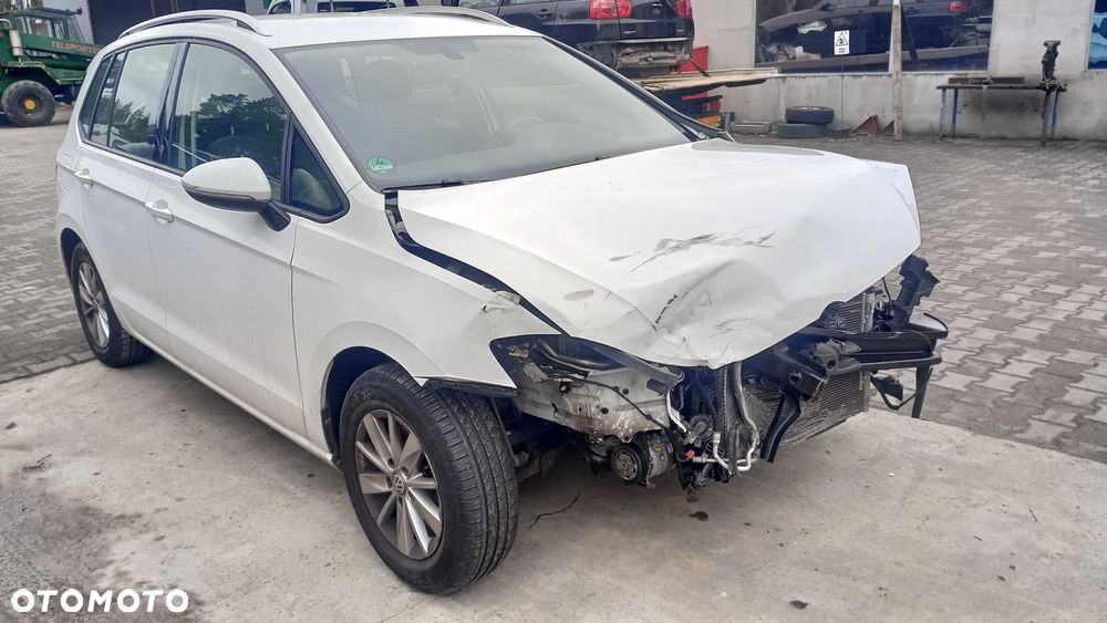 Volkswagen Golf Sportsvan 1.4 TSI (BlueMotion Technology) DSG Comfortline - 4