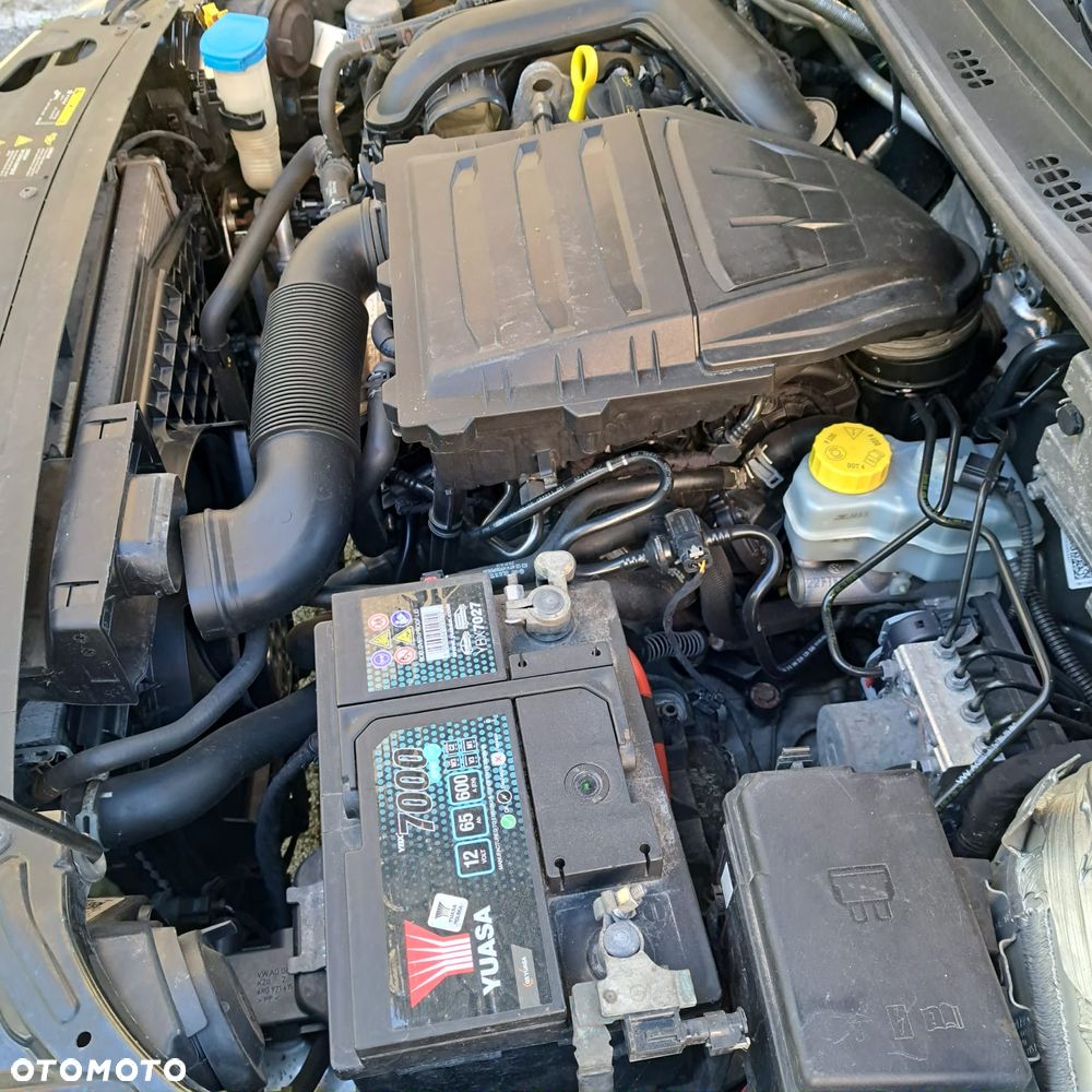 Skoda RAPID 1.0 TSI Ambition - 12