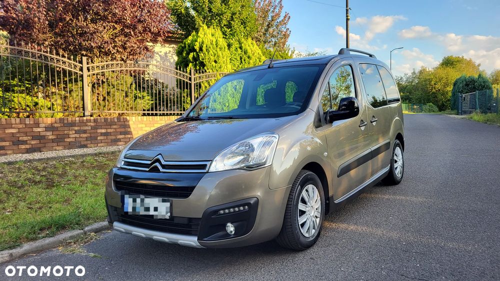 Citroën Berlingo Multispace BlueHDi 120 S&S XTR - 11