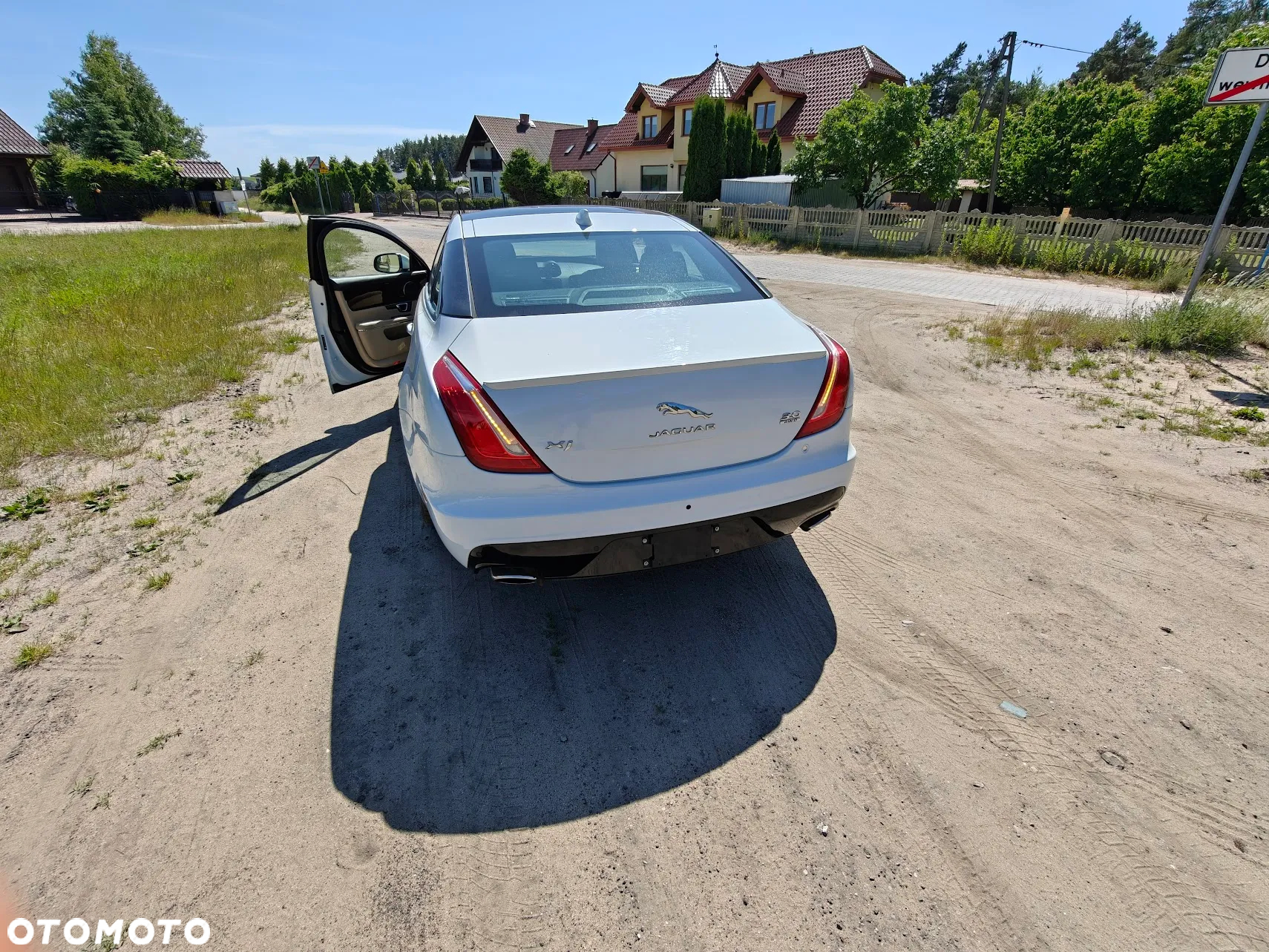 Jaguar XJ 3.0 T AWD R-Sport - 16