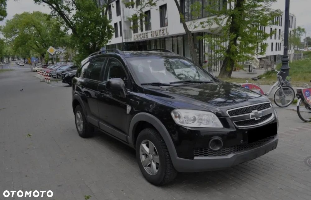 Chevrolet Captiva 2.4 LS - 2