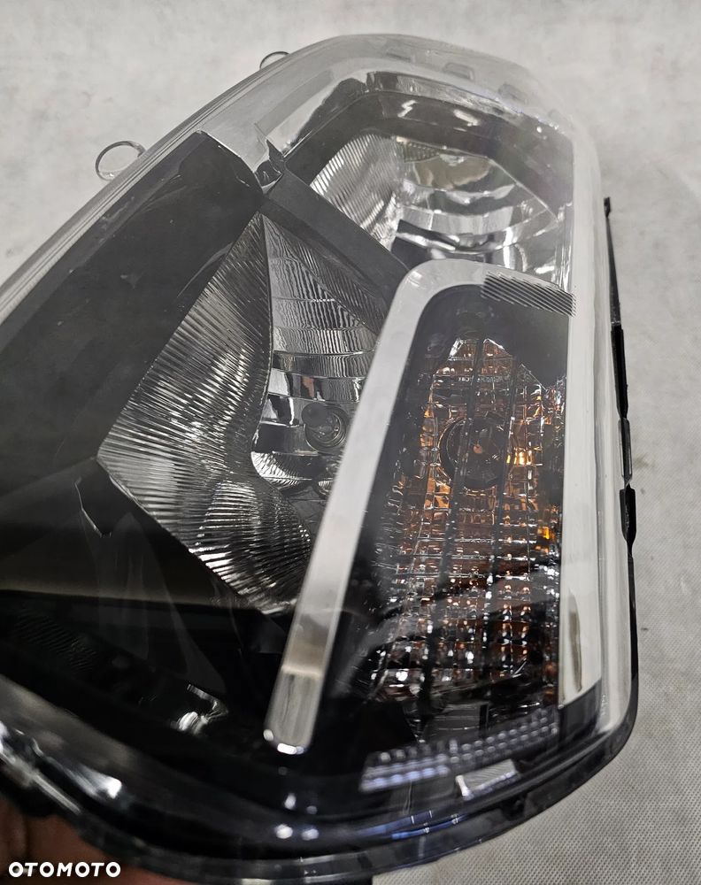 PRAWA LAMPA DACIA SANDERO II LOGAN II - 6