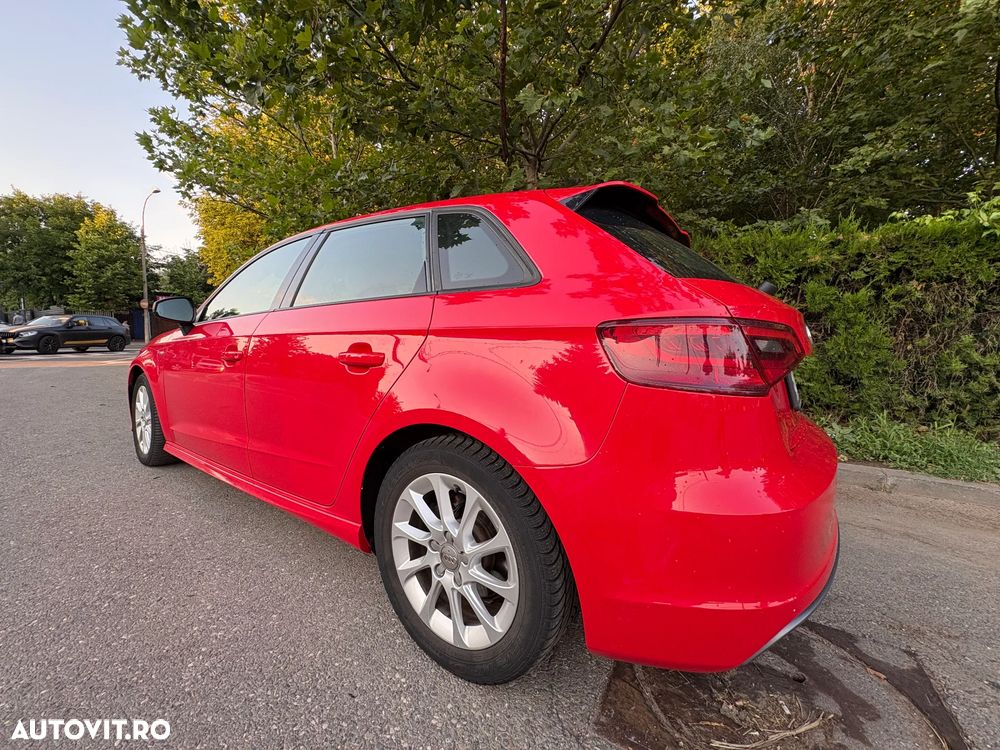 Audi A3 1.6 TDI clean Stronic Ambiente - 13