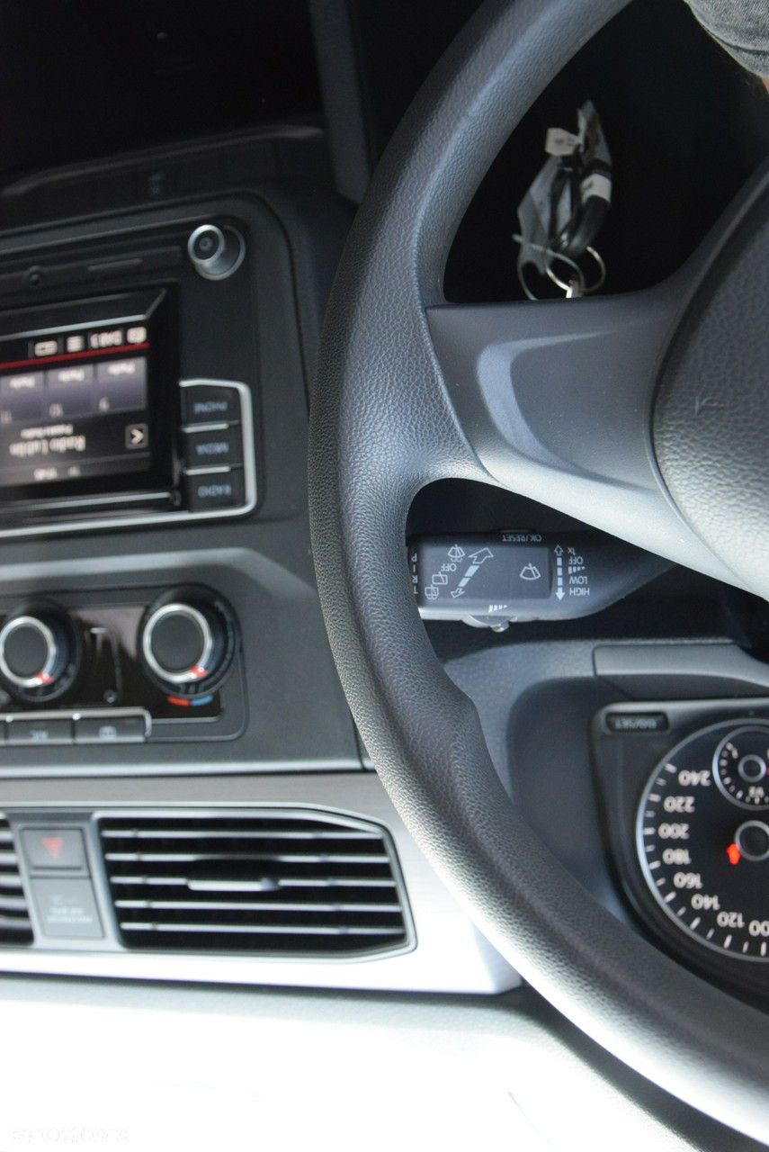 Volkswagen Caddy - 27