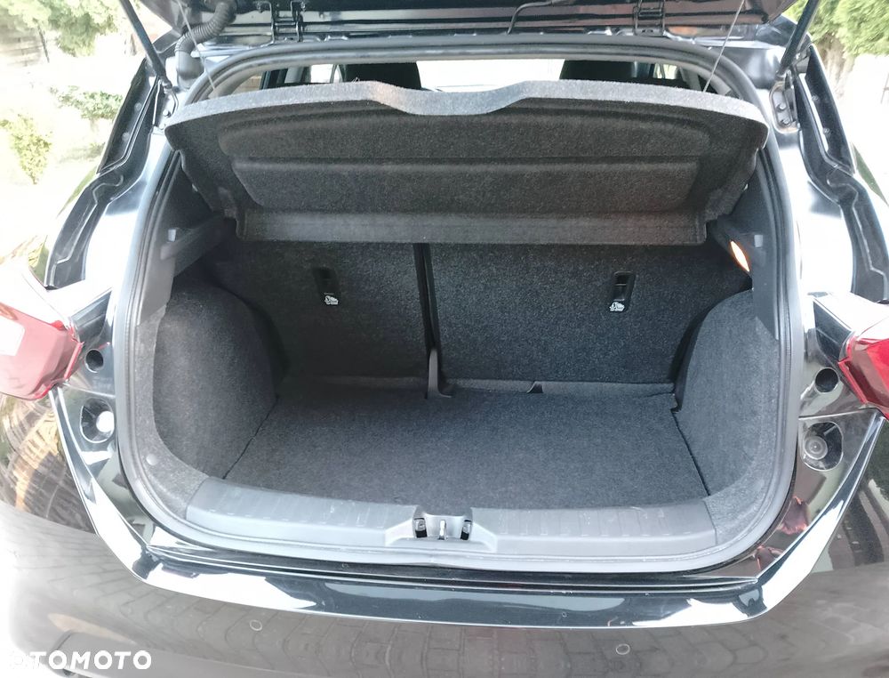 Nissan Micra 1.0 IG-T Tekna - 24