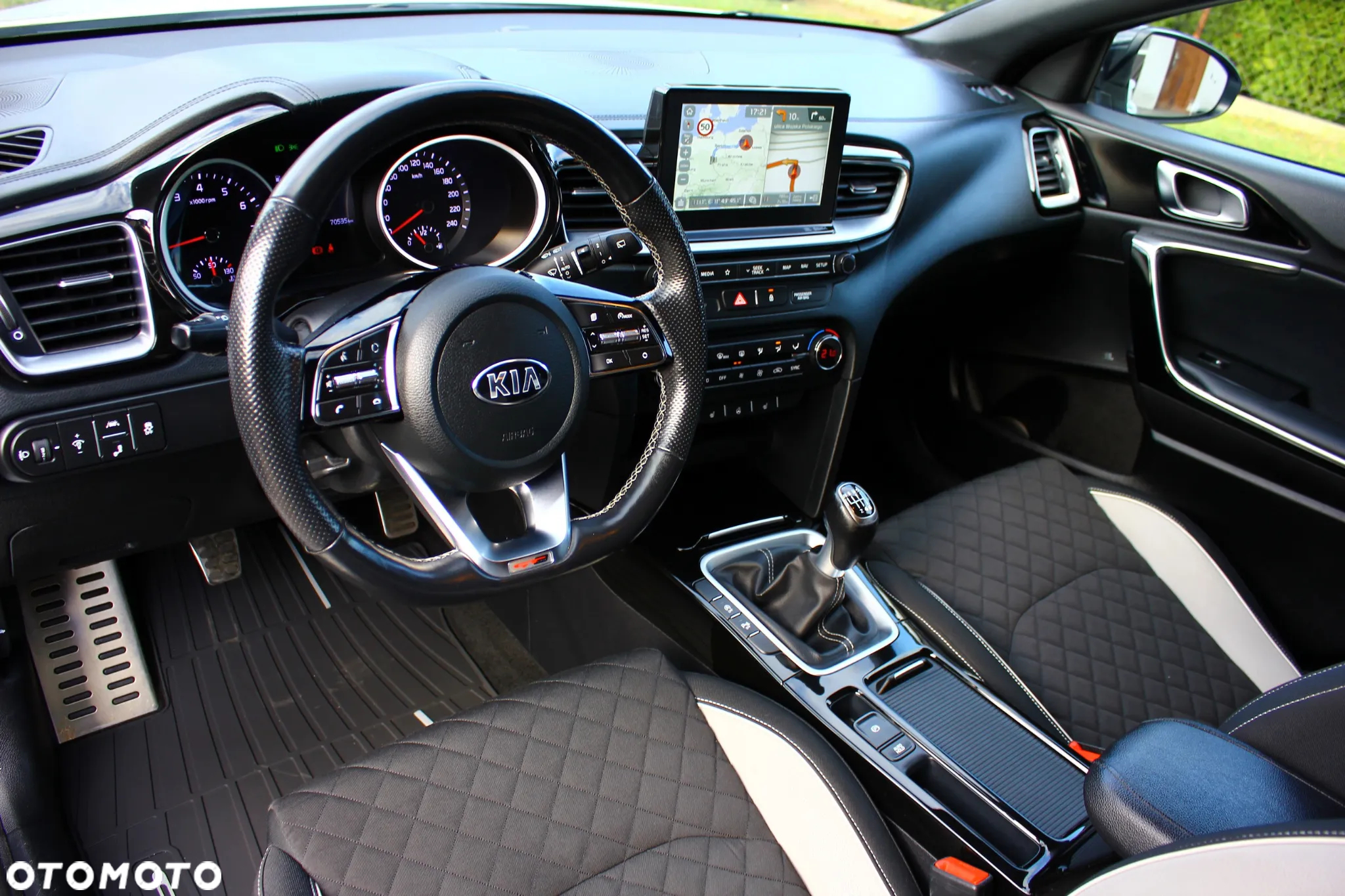 Kia ProCeed 1.4 T-GDI GT Line - 26