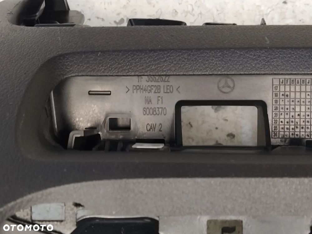 MERCEDES GLB X247 2025- DESKA ROZDZIELCZA KOKPIT KONSOLA EU ORYGINAŁ - 24