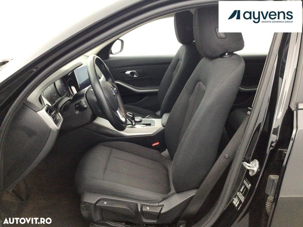 BMW Seria 3 320i AT - 20