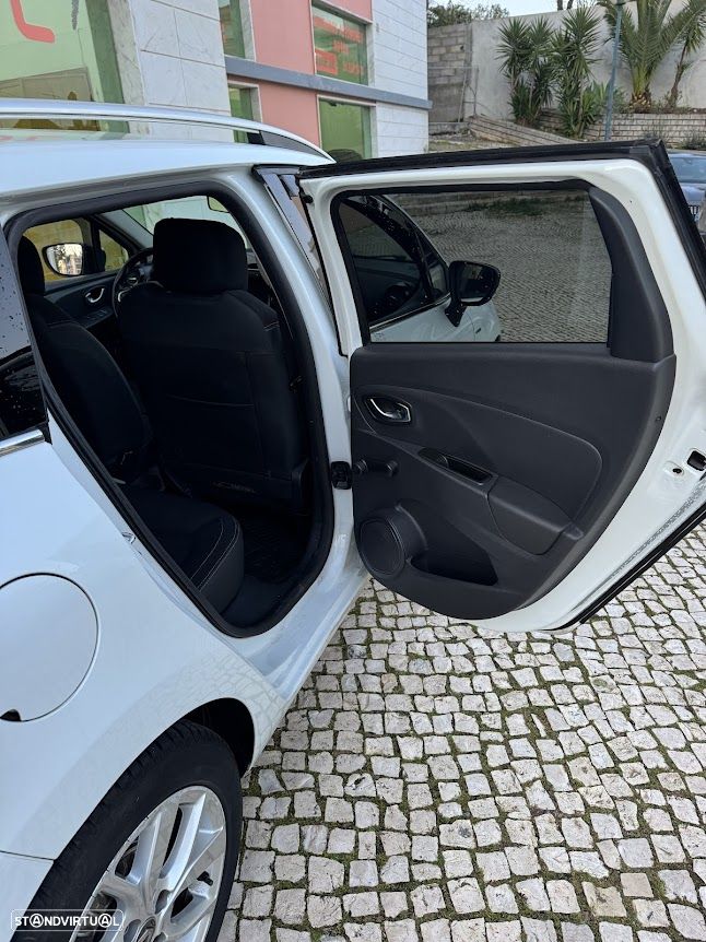 Renault Clio Sport Tourer 0.9 TCe Limited - 12