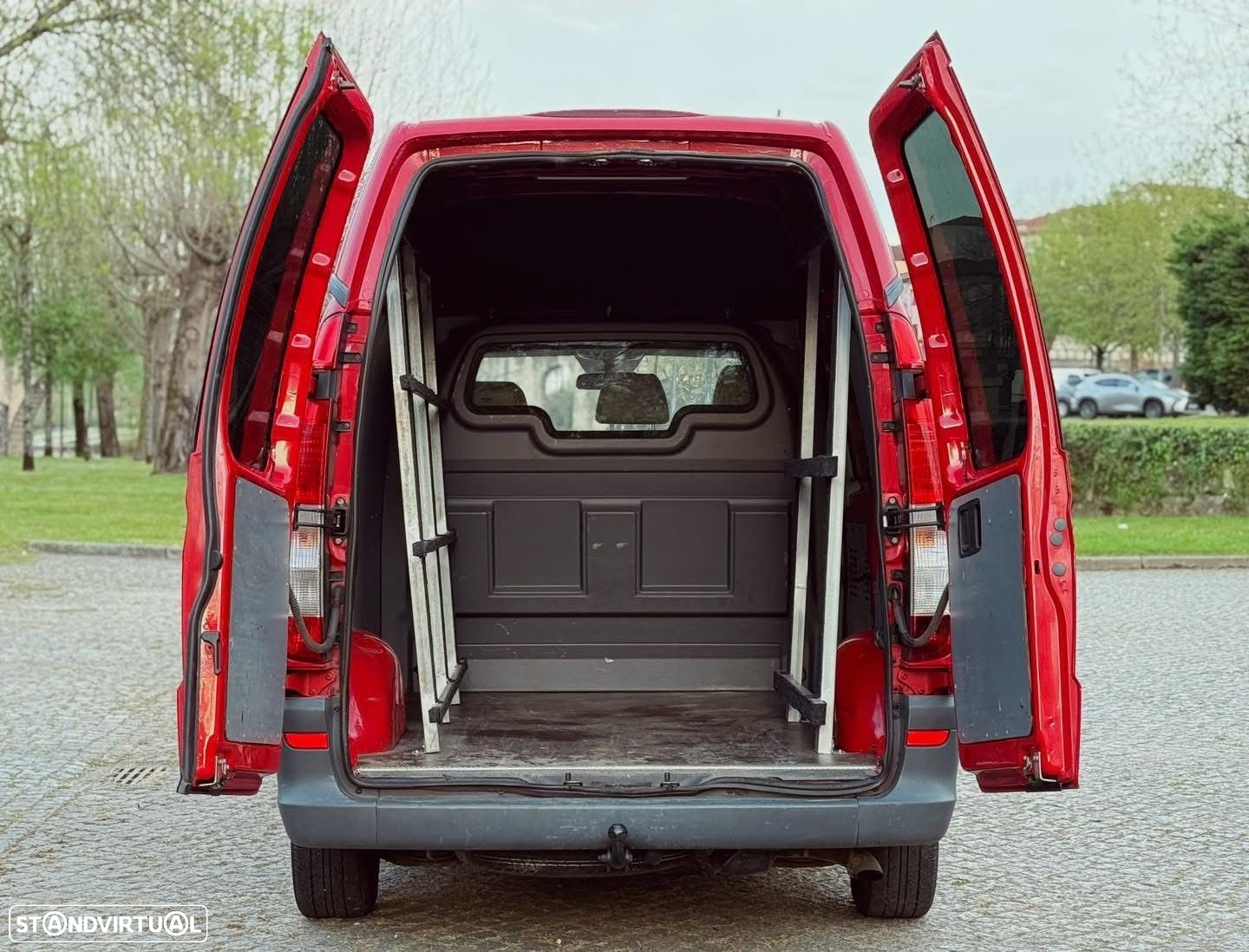 Mercedes-Benz Vito 113 CDi/32 4-Matic - 11