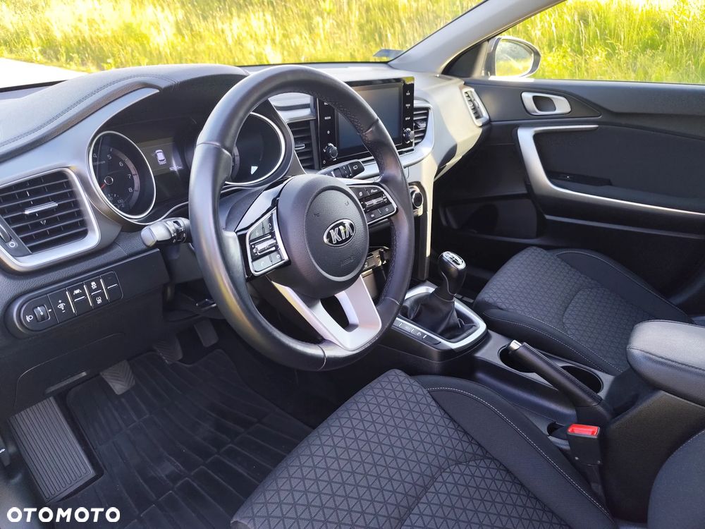 Kia Ceed 1.4 T-GDI M - 10
