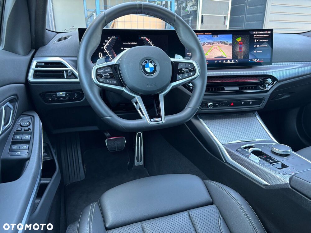BMW Seria 3 318i M Sport - 38