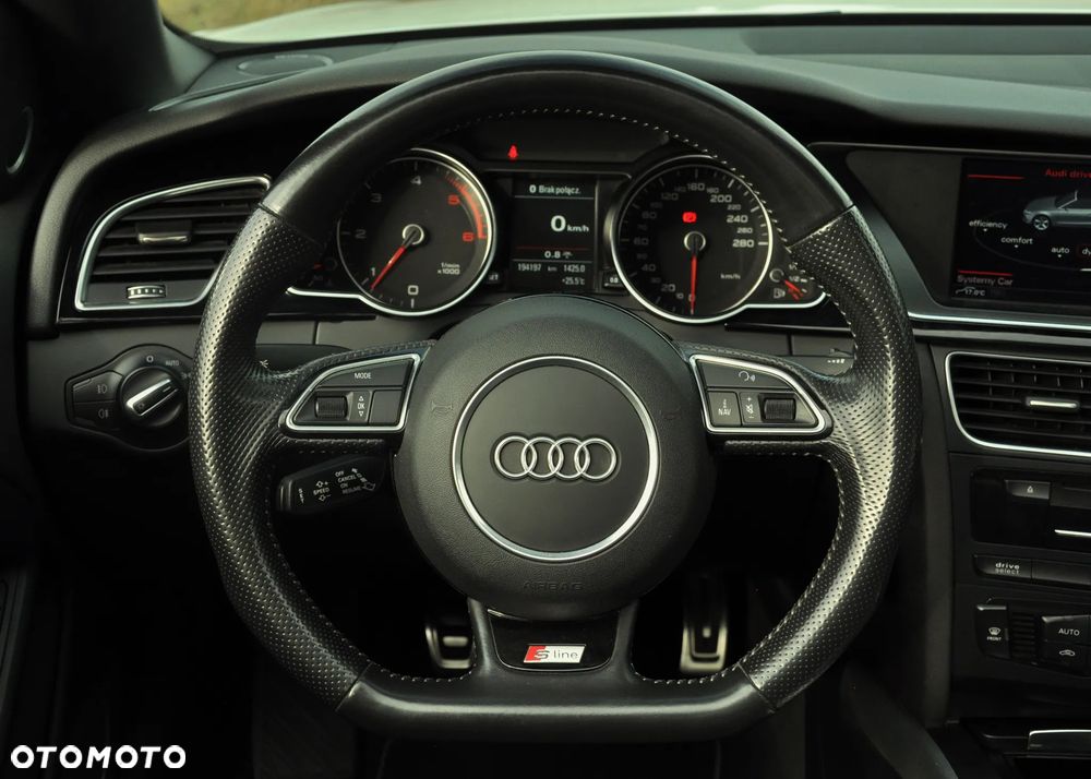 Audi A5 Cabrio 2.0 TDI DPF (clean diesel) quattro - 17