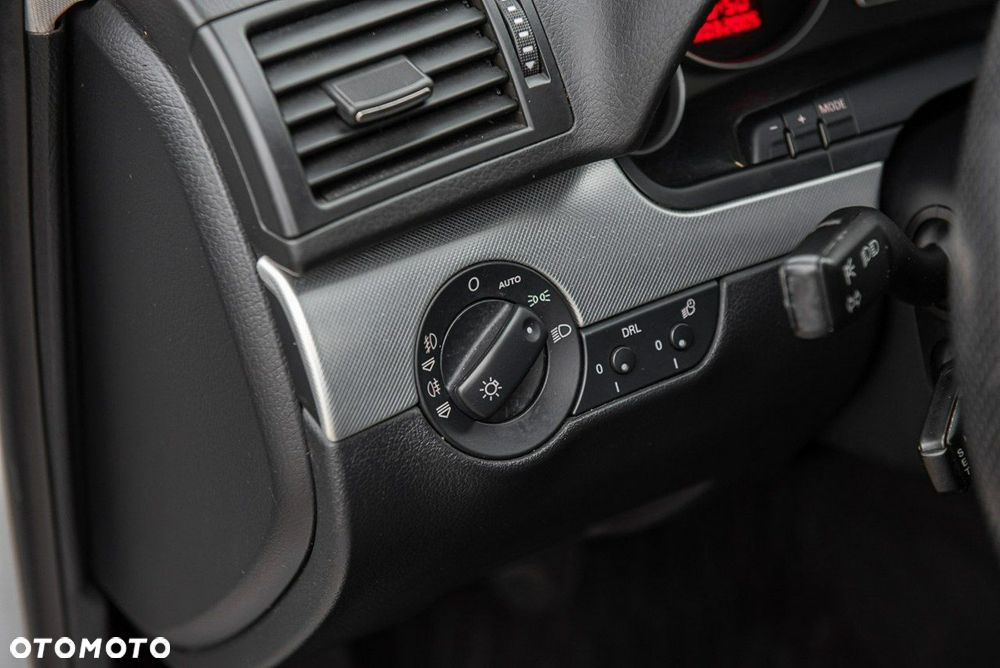 Audi A4 Avant 2.0T FSI Quattro - 23