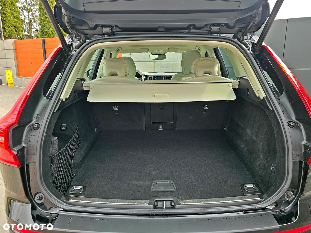 Volvo XC 60 B4 D AWD Geartronic Inscription - 19