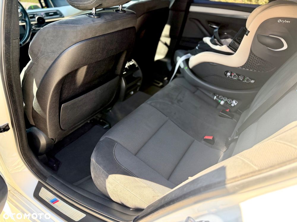 BMW Seria 5 535d xDrive - 13