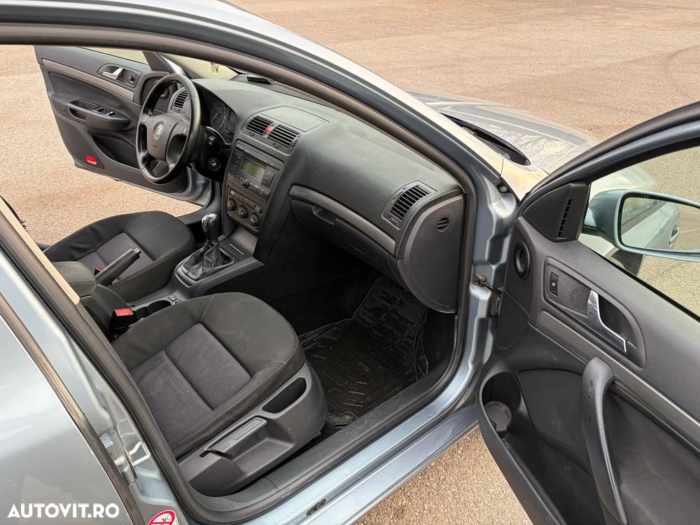 Skoda Octavia - 8