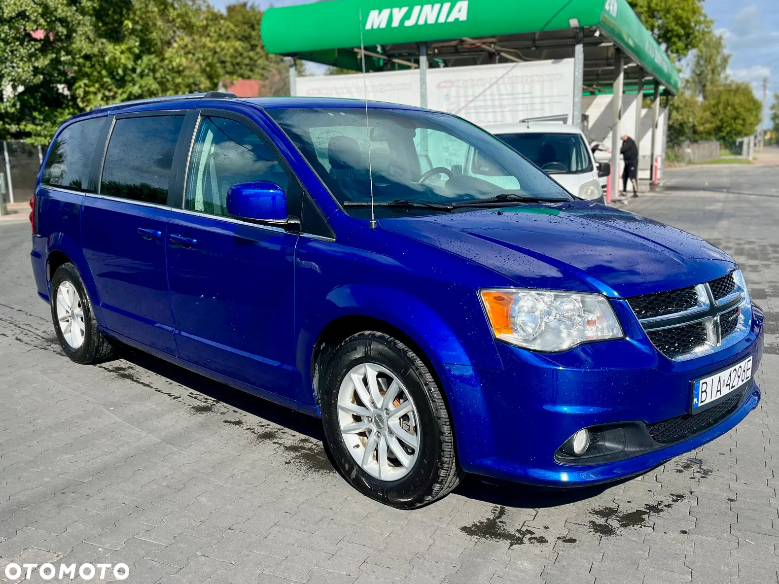 Dodge Grand Caravan - 4