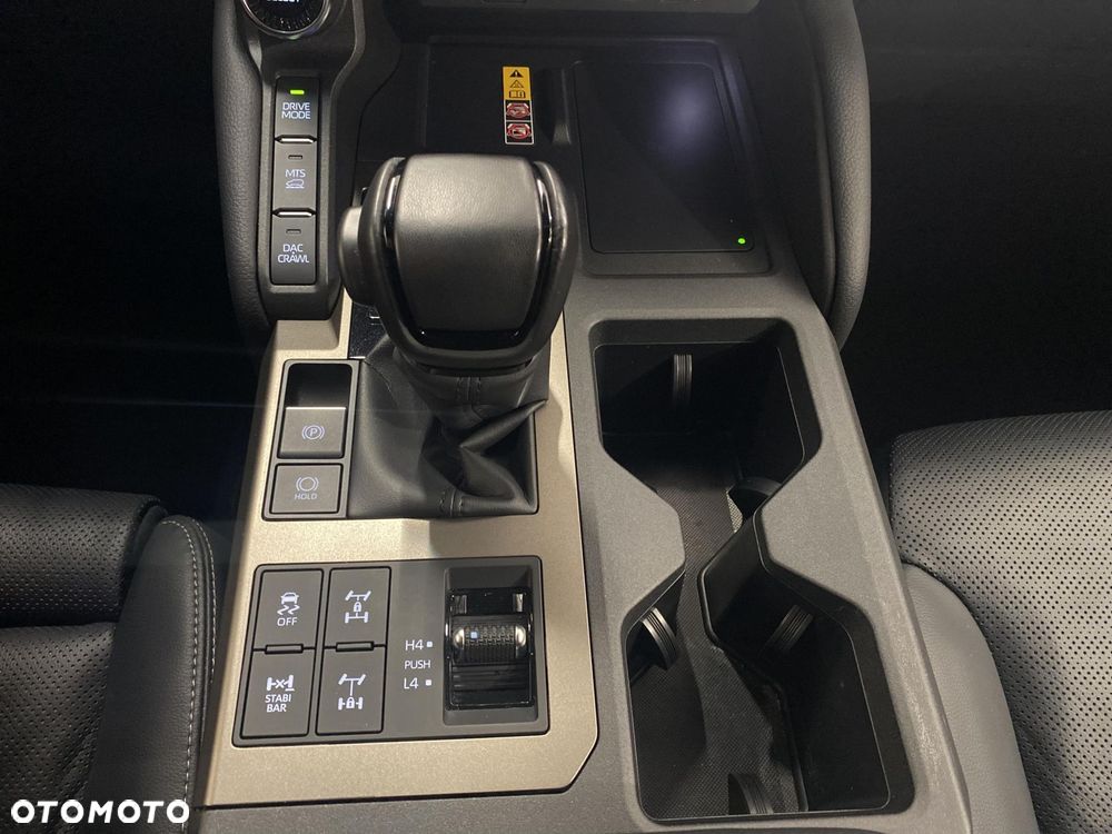 Toyota Land Cruiser LC 2.8 D-4D Executive - 22