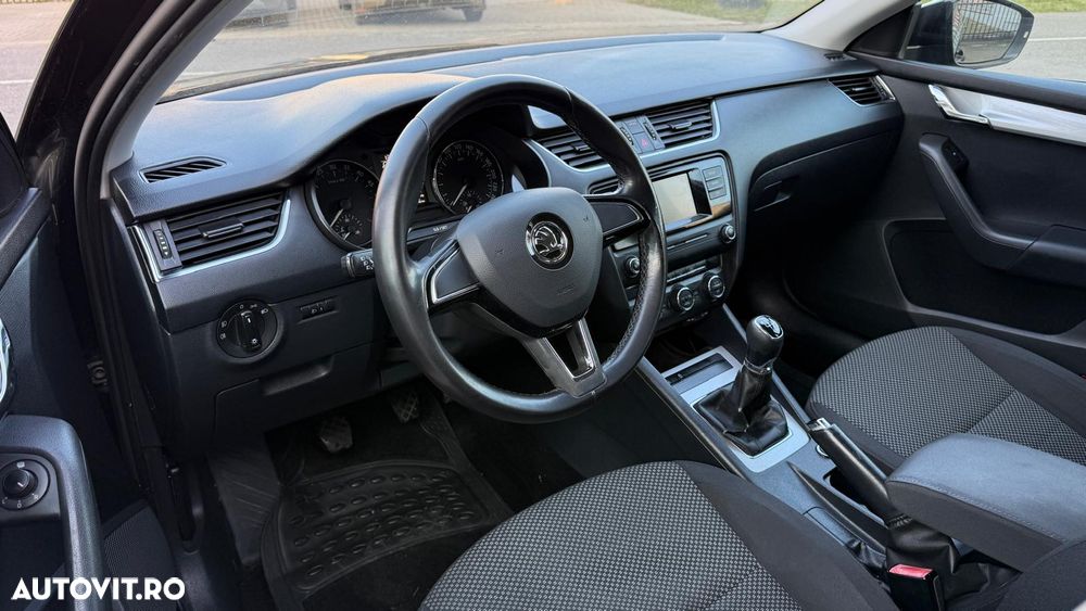 Skoda Octavia - 5