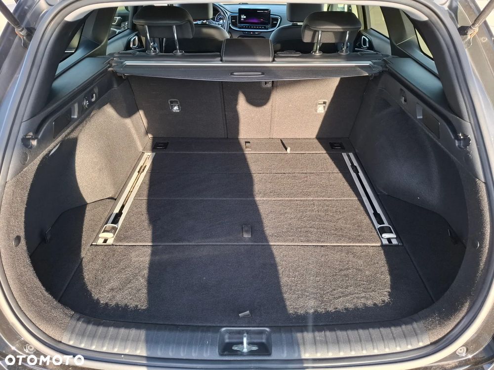 Kia Ceed 1.5 T-GDI GT-Line - 35