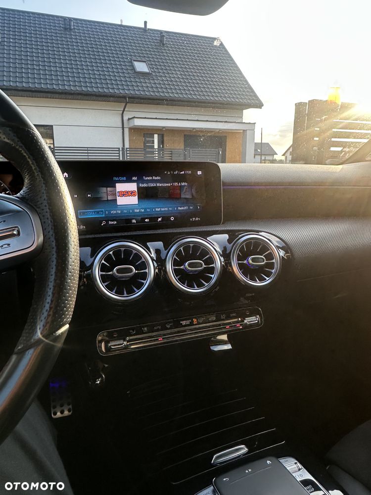 Mercedes-Benz Klasa A 200 AMG Line 7G-DCT - 11