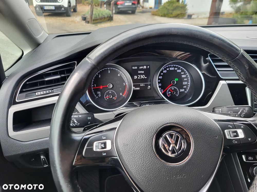 Volkswagen Touran 2.0 TDI SCR (BlueMotion Technology) DSG Highline - 16